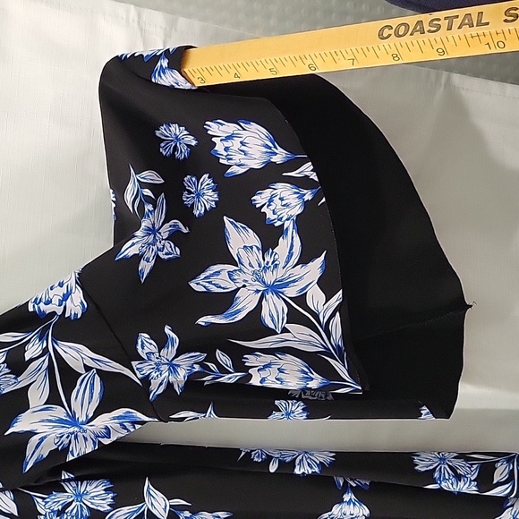 Ralph Lauren Floral- print Bell Sleeve Dress Size 8 - Picture 4 of 10